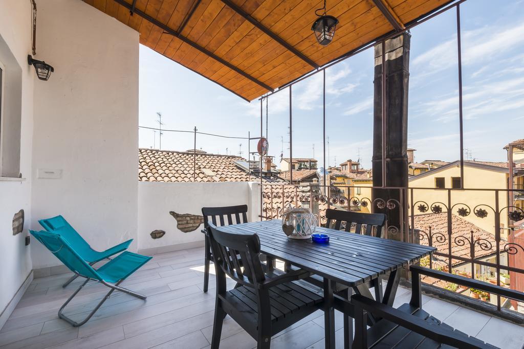 Attico Del Duomo Apartment Modena Exterior photo